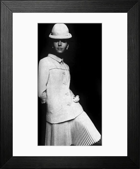 Framed Print : London Life Framed Print : London Life