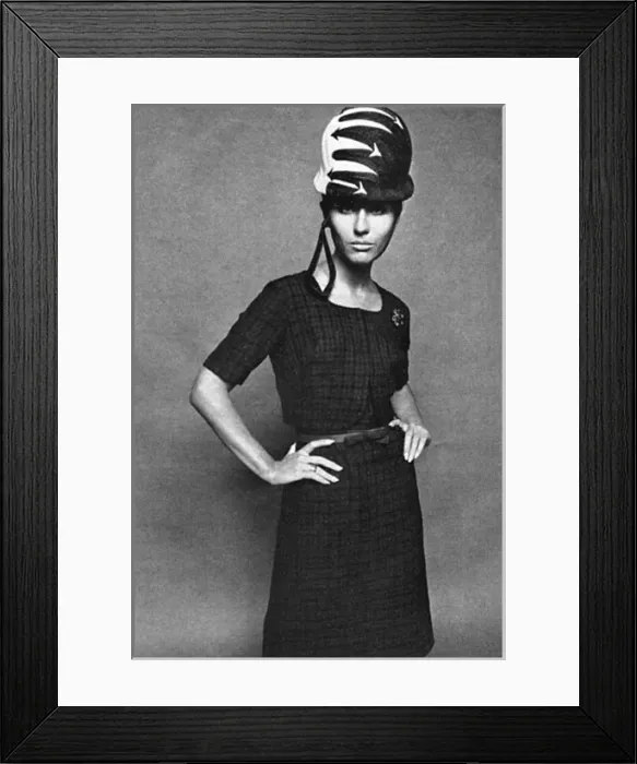 Framed Print : London Life Framed Print : London Life