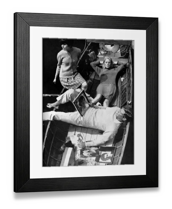 Framed Print : Sixties winter fashions Framed Print : Sixties winter fashions