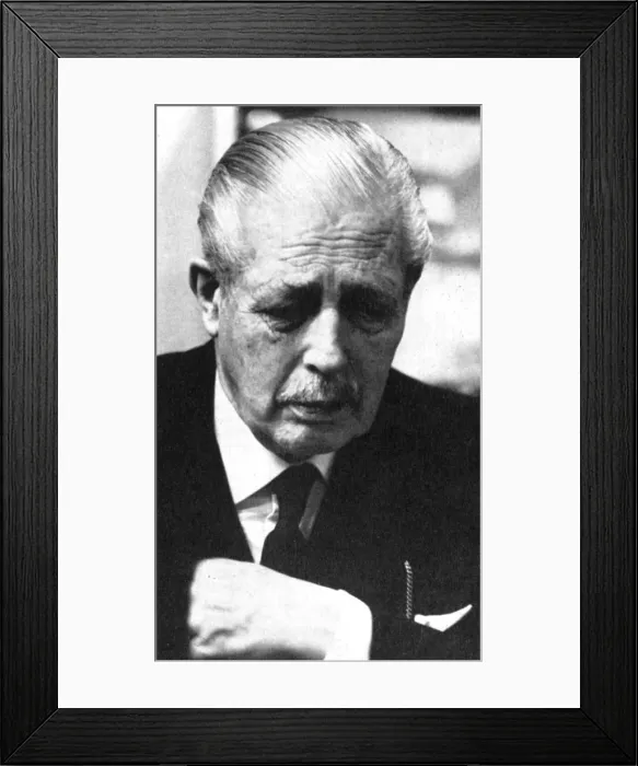 Framed Print : London Life Framed Print : London Life