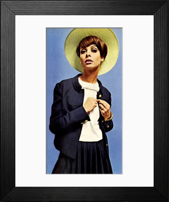 Framed Print : London Life Framed Print : London Life