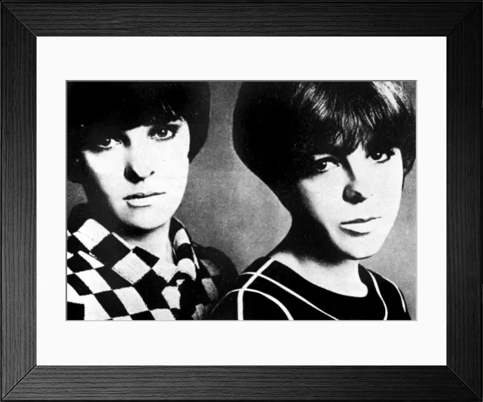 Framed Print : London Life Framed Print : London Life