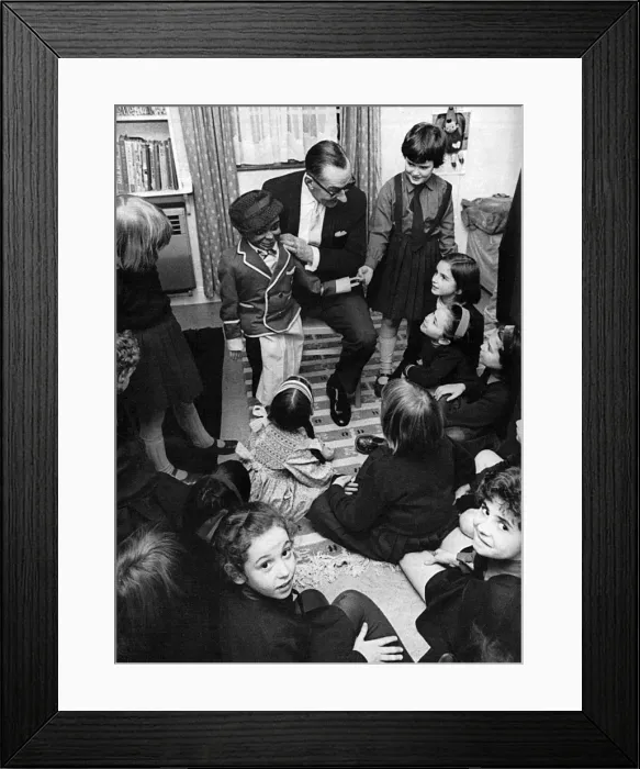 Framed Print : Childrens entertainer at a party Framed Print : Childrens entertainer at a party