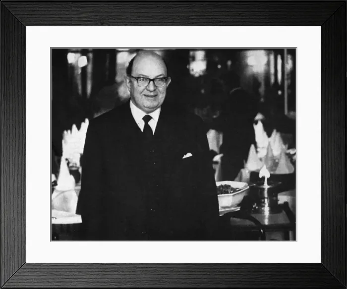Framed Print : London Life Framed Print : London Life