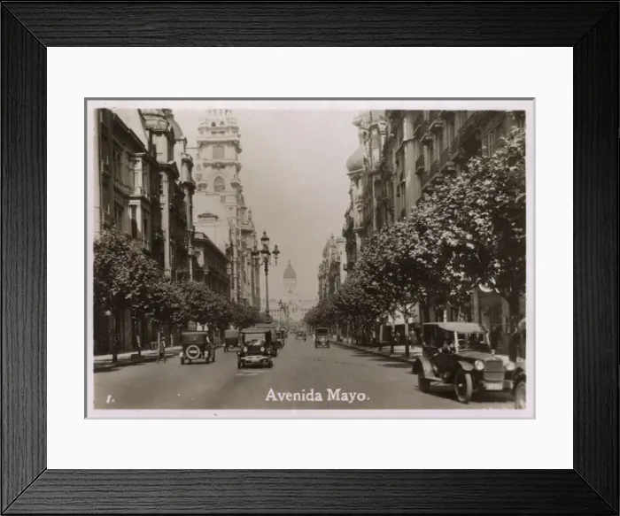 Framed Print : Avenida de Mayo, Buenos Aires, Argentina, South America Framed Print : Avenida de Mayo, Buenos Aires, Argentina, South America
