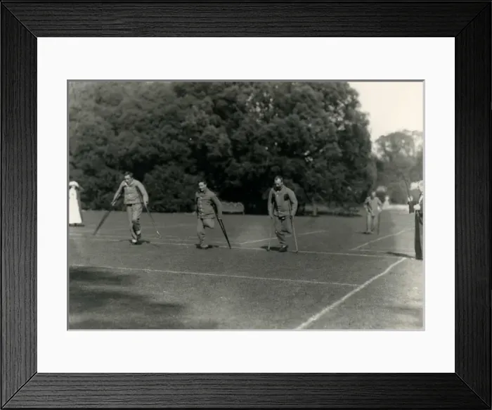 Framed Print : Patients race, Quex House garden Framed Print : Patients race, Quex House garden