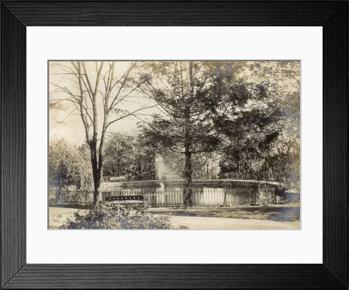 Framed Print : City Hall Park, Passaic, Passaic County, New Jersey, USA Framed Print : City Hall Park, Passaic, Passaic County, New Jersey, USA