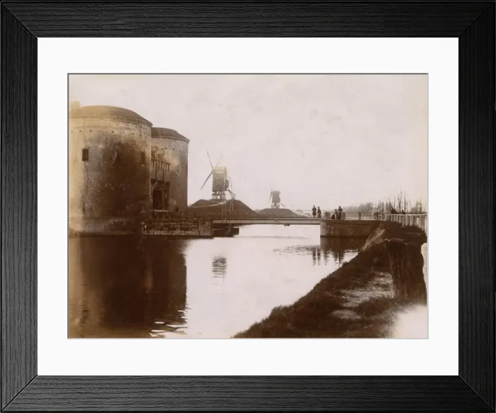 Framed Print : Kruispoort (City Gateway), Bruges, Belgium Framed Print : Kruispoort (City Gateway), Bruges, Belgium