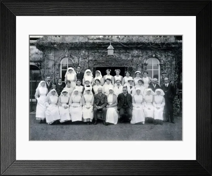 Framed Print : VAD staff and domestic staff, Quex Park Framed Print : VAD staff and domestic staff, Quex Park