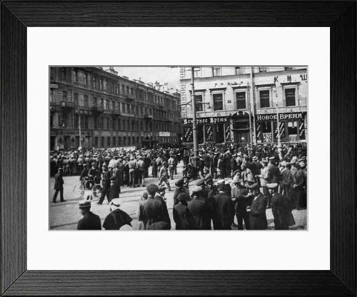 Framed Print : Bolshevik activists in the street during Revolution, Russia Framed Print : Bolshevik activists in the street during Revolution, Russia