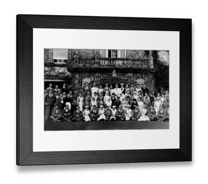 Framed Print : Armistics Day 1918 Patients and Staff at Quex Park Framed Print : Armistics Day 1918 Patients and Staff at Quex Park