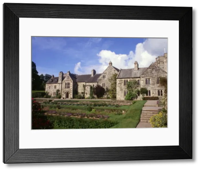 Framed Print : Cotehele House, Tamar Valley, Cornwall Framed Print : Cotehele House, Tamar Valley, Cornwall