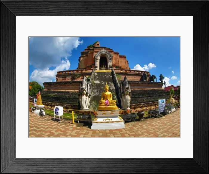 Framed Print : Wat Chedi Luang Temple in Chiang Mai, Thailand Framed Print : Wat Chedi Luang Temple in Chiang Mai, Thailand