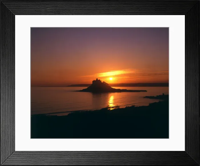 Framed Print : Sunset at St Michaels Mount, Cornwall Framed Print : Sunset at St Michaels Mount, Cornwall