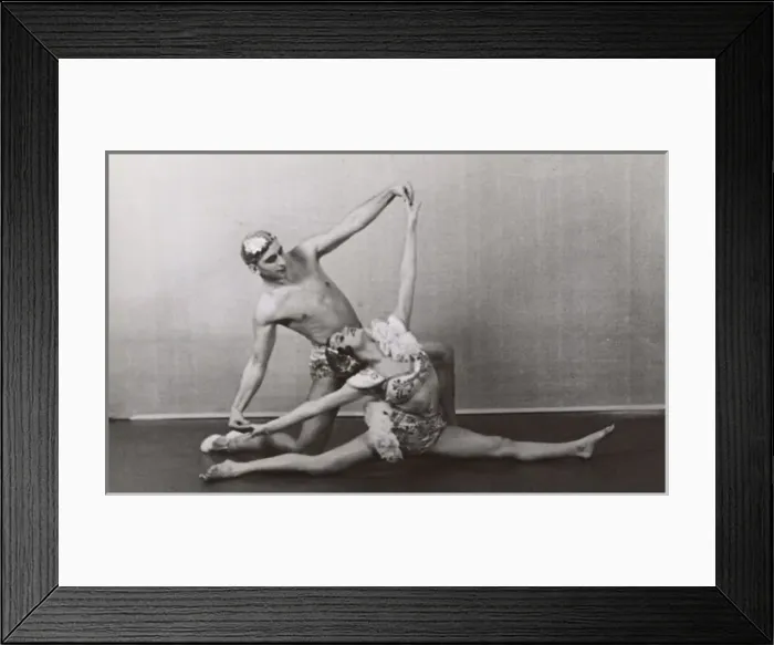 Framed Print : Dance, Ballet - two dancers demonstrating lifts and poses Framed Print : Dance, Ballet - two dancers demonstrating lifts and poses
