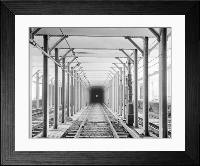 Framed Print : Tunnel of iron girders on the New York subway, New York City Framed Print : Tunnel of iron girders on the New York subway, New York City