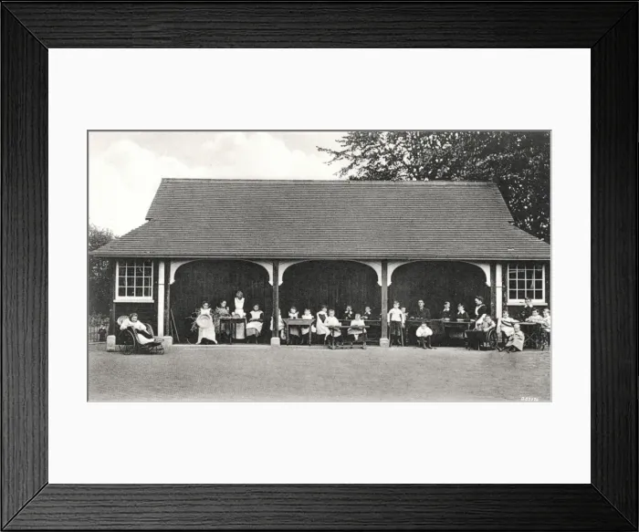 Framed Print : National Childrens Home, Chipping Norton - Garden Shelter Framed Print : National Childrens Home, Chipping Norton - Garden Shelter