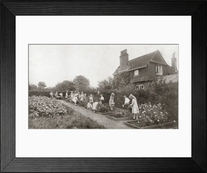 Framed Print : National Childrens Home Harpenden Sanatorium - Gardening Framed Print : National Childrens Home Harpenden Sanatorium - Gardening