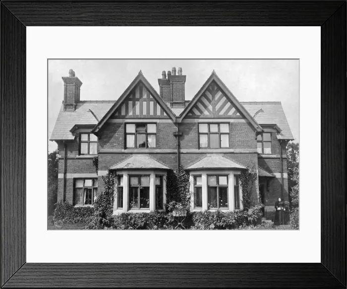 Framed Print : Harris Orphanage, Preston, Lancashire Framed Print : Harris Orphanage, Preston, Lancashire