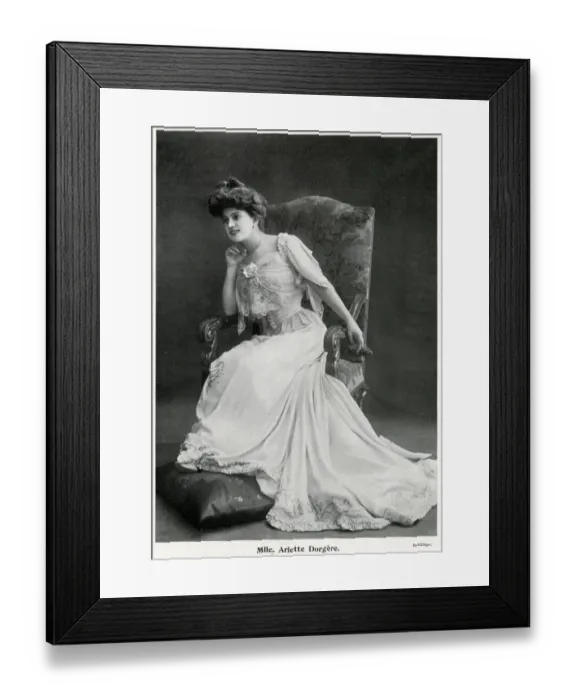 Framed Print : Arlette Dorg貥 Framed Print : Arlette Dorg貥