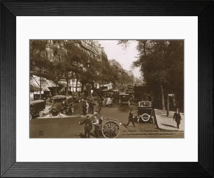 Framed Print : Paris - Le Boulevard Montmartre Framed Print : Paris - Le Boulevard Montmartre