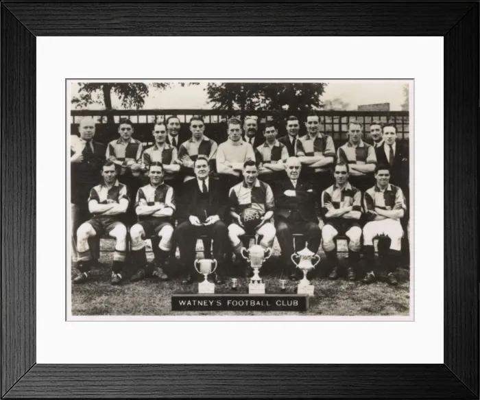 Framed Print : Watneys FC football team 1935-1936 Framed Print : Watneys FC football team 1935-1936