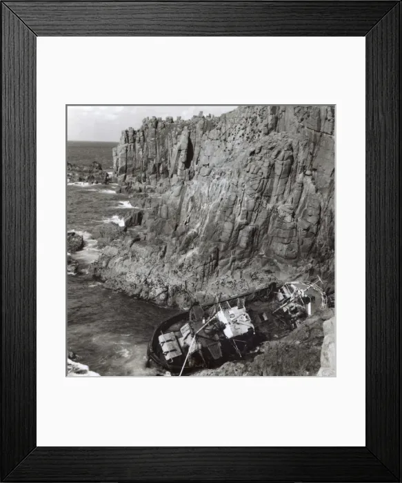 Framed Print : Wreck of French Fishing Boat Varenne, Lands End, Cornwall Framed Print : Wreck of French Fishing Boat Varenne, Lands End, Cornwall