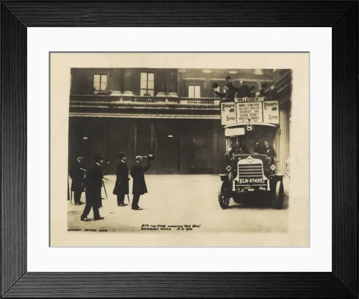 Framed Print : King George V inspecting Ole Bill - Buckingham Palace Framed Print : King George V inspecting Ole Bill - Buckingham Palace