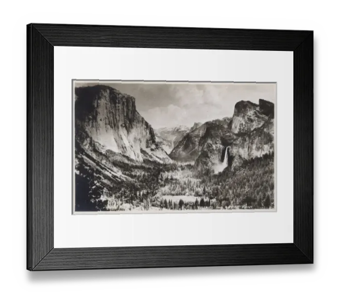 Framed Print : View of Yosemite National Park, California, USA Framed Print : View of Yosemite National Park, California, USA