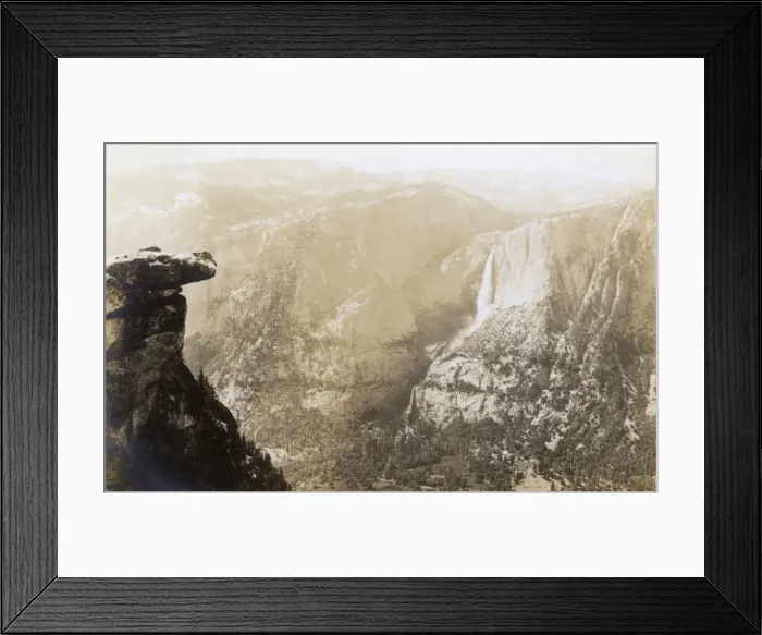 Framed Print : View of Yosemite National Park, California, USA Framed Print : View of Yosemite National Park, California, USA