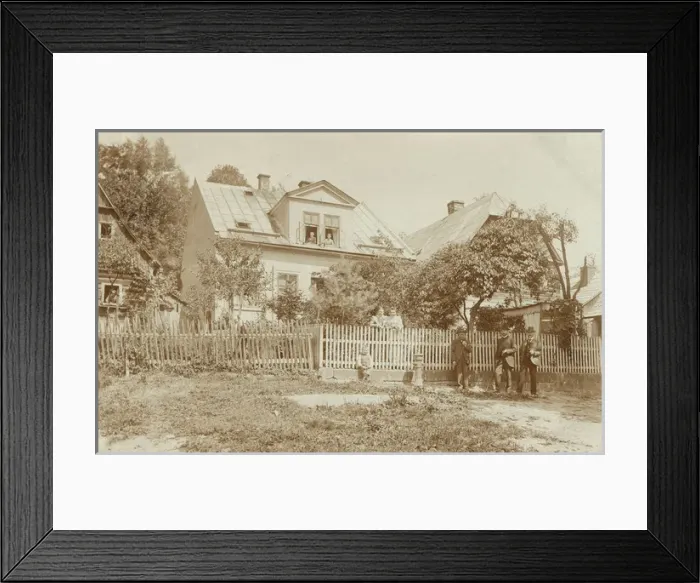 Framed Print : Country house and locals, Kamnitz, Czech Republic Framed Print : Country house and locals, Kamnitz, Czech Republic