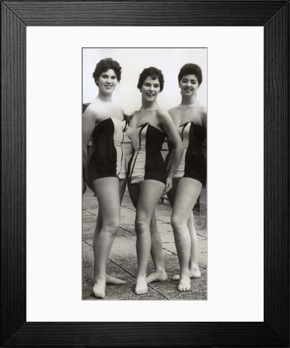 Framed Print : Members of Synchronised Swimming Team, Bournemouth Framed Print : Members of Synchronised Swimming Team, Bournemouth