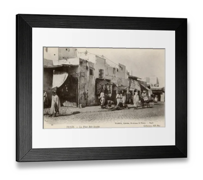 Framed Print : Place Bab Souika, Tunis, Tunisia, North Africa Framed Print : Place Bab Souika, Tunis, Tunisia, North Africa