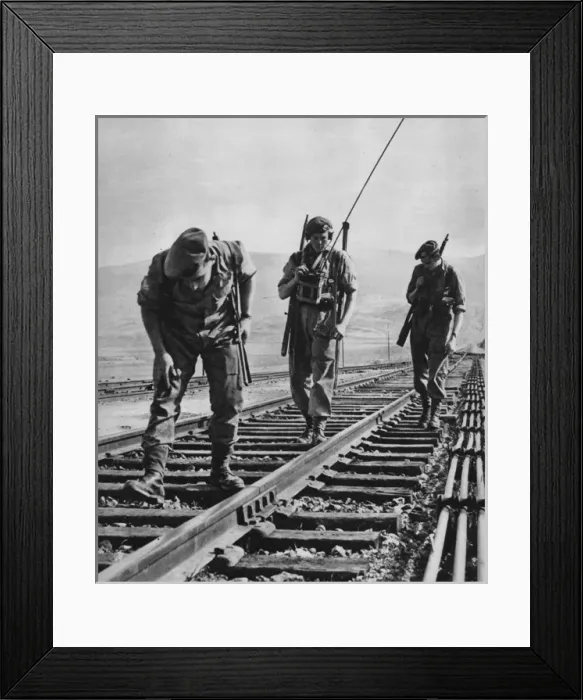 Framed Print : British troops in Palestine patrolling near Jerusalem, 1947 Framed Print : British troops in Palestine patrolling near Jerusalem, 1947