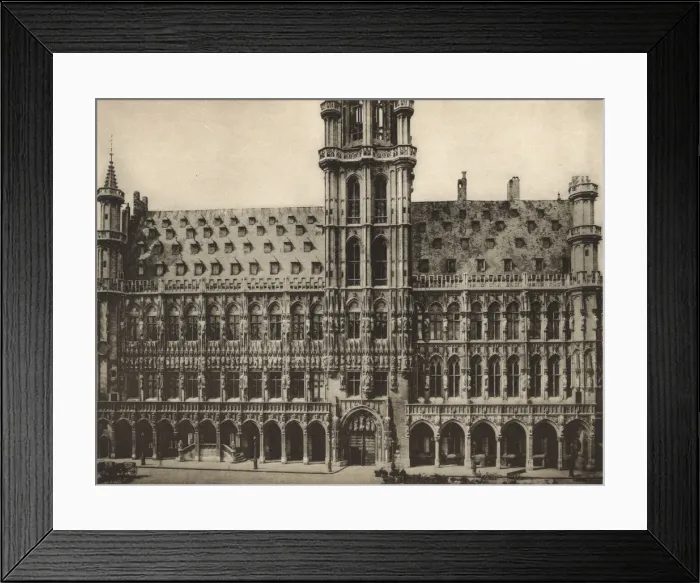 Framed Print : Facade of the Town Hall, Brussels, Belgium Framed Print : Facade of the Town Hall, Brussels, Belgium