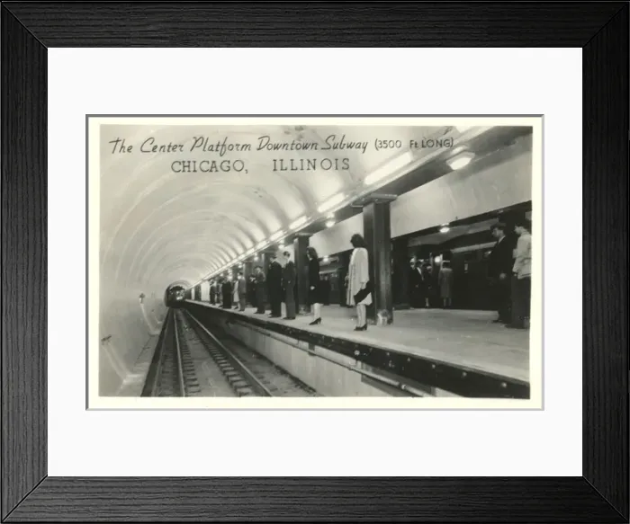 Framed Print : Center Platform Downtown Subway - Chicago, Illinois, USA Framed Print : Center Platform Downtown Subway - Chicago, Illinois, USA