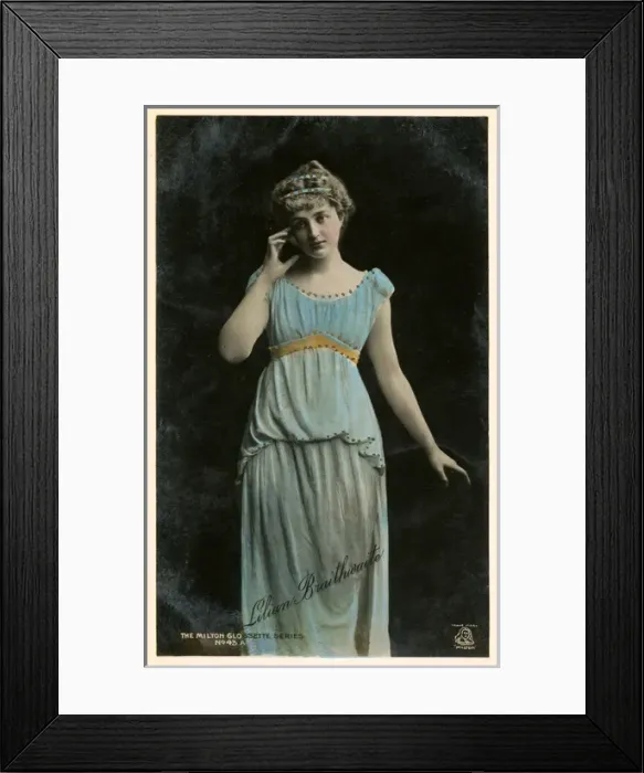 Framed Print : Lilian Braithwaite - English actress Framed Print : Lilian Braithwaite - English actress