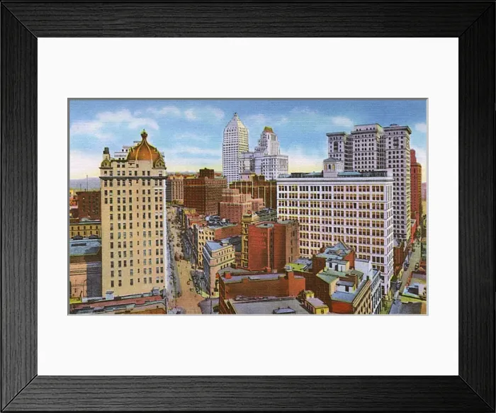 Framed Print : Pittsburgh, Pennsylvania, USA - Looking east on Liberty Ave Framed Print : Pittsburgh, Pennsylvania, USA - Looking east on Liberty Ave