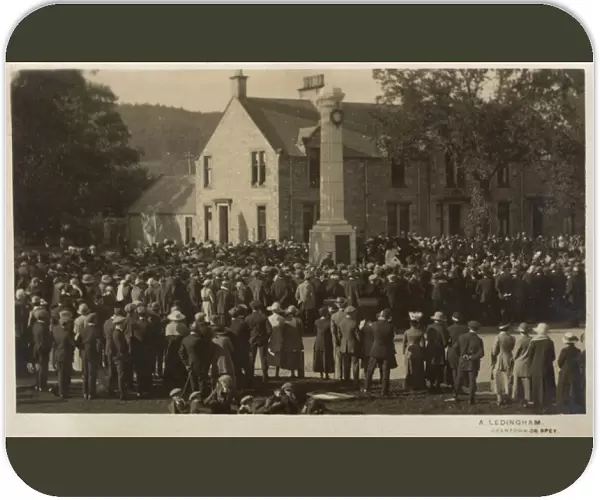 Unveiling of the Grantown on Spey War Memorial