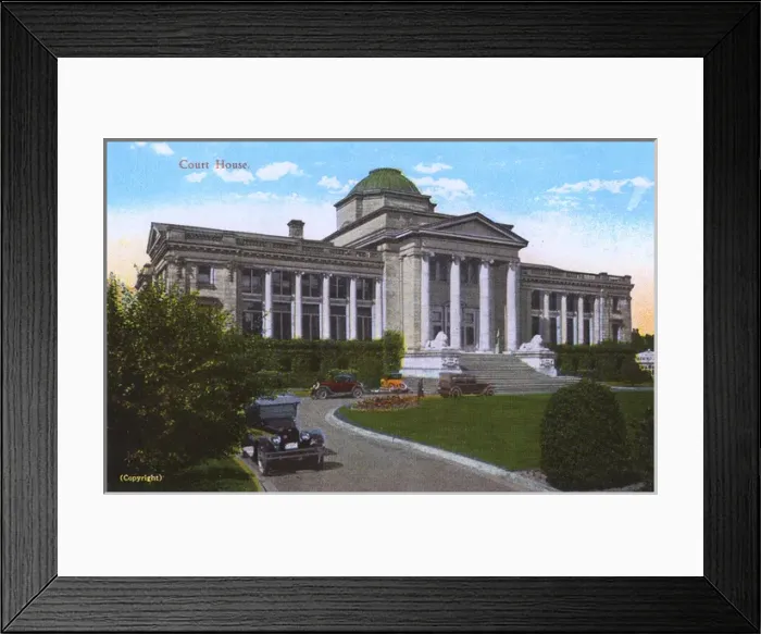 Framed Print : Vancouver, British Columbia, Canada - Court House Framed Print : Vancouver, British Columbia, Canada - Court House