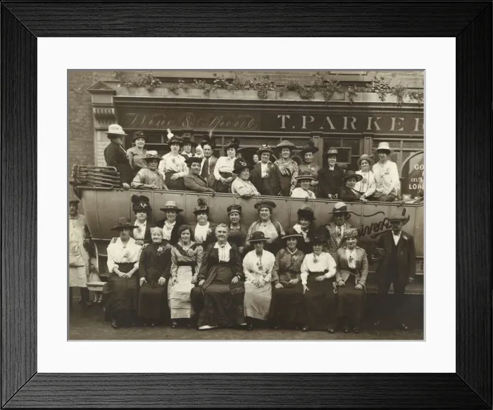 Framed Print : Womens Charabanc Tour - Salisbury Framed Print : Womens Charabanc Tour - Salisbury