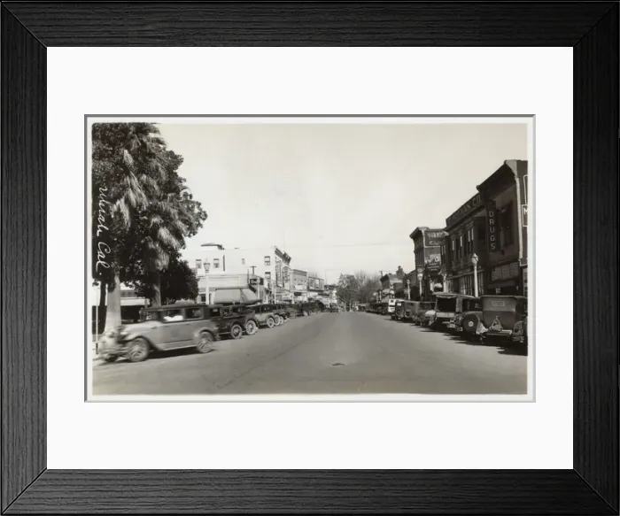 Framed Print : State Street, Ukiah, Mendocino County, California, USA Framed Print : State Street, Ukiah, Mendocino County, California, USA
