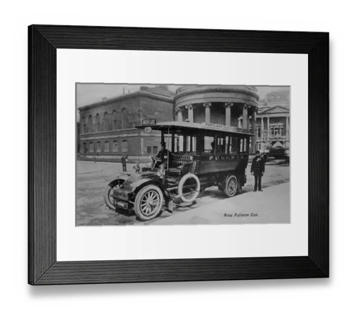 Framed Print : New Pullman Car, near Langham Place, London Framed Print : New Pullman Car, near Langham Place, London