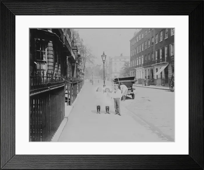 Framed Print : Typical Georgian terrace in Harley Street, London Framed Print : Typical Georgian terrace in Harley Street, London