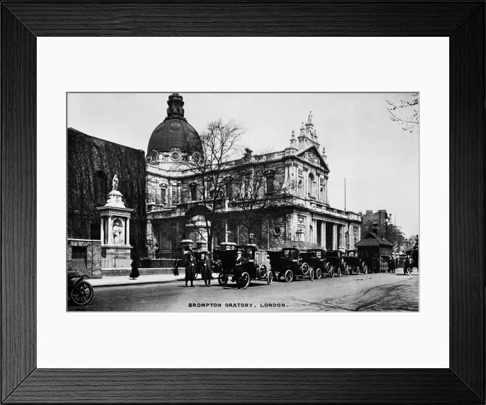Framed Print : Brompton Oratory, Knightsbridge, SW London Framed Print : Brompton Oratory, Knightsbridge, SW London