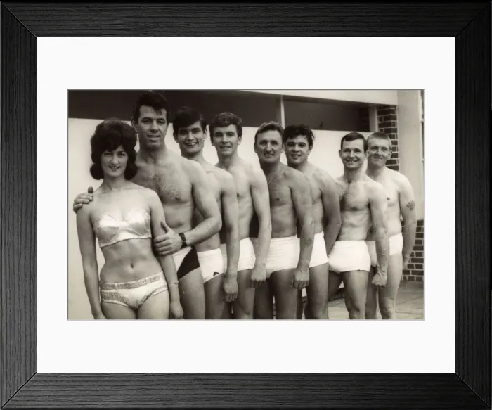 Framed Print : Sychronised Swimming Team - Bournemouth Framed Print : Sychronised Swimming Team - Bournemouth