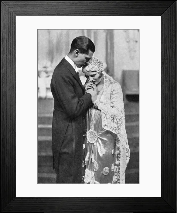 Framed Print : Tallulah Bankhead in The Garden of Eden Framed Print : Tallulah Bankhead in The Garden of Eden