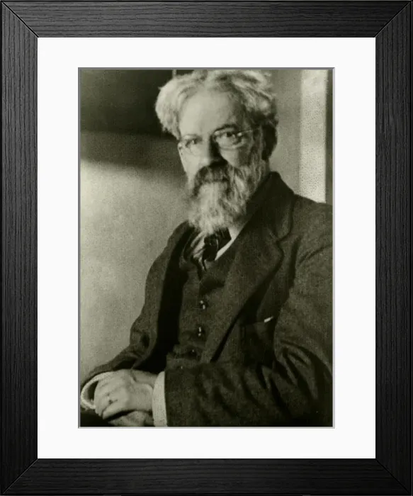 Framed Print : Patrick Geddes / Photo Framed Print : Patrick Geddes / Photo