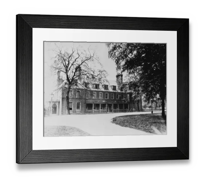 Framed Print : Hyde Park Police Station, SW London Framed Print : Hyde Park Police Station, SW London