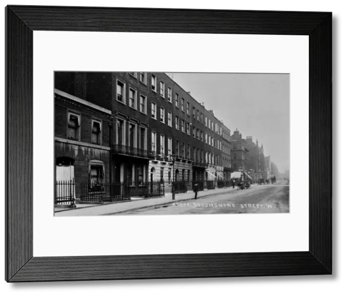 Framed Print : Devonshire Street, London W1 Framed Print : Devonshire Street, London W1